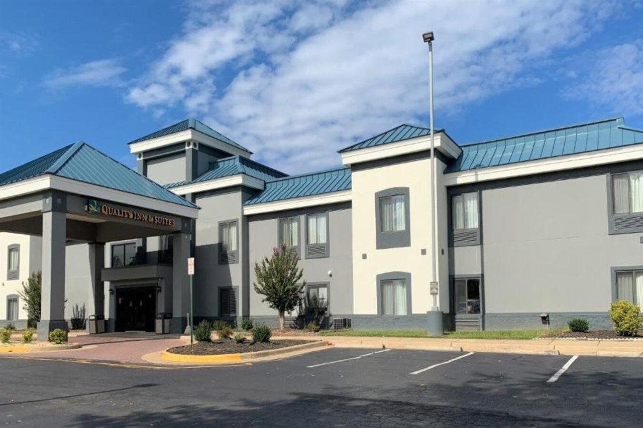 Quality Inn & Suites Quantico Stafford Bagian luar foto