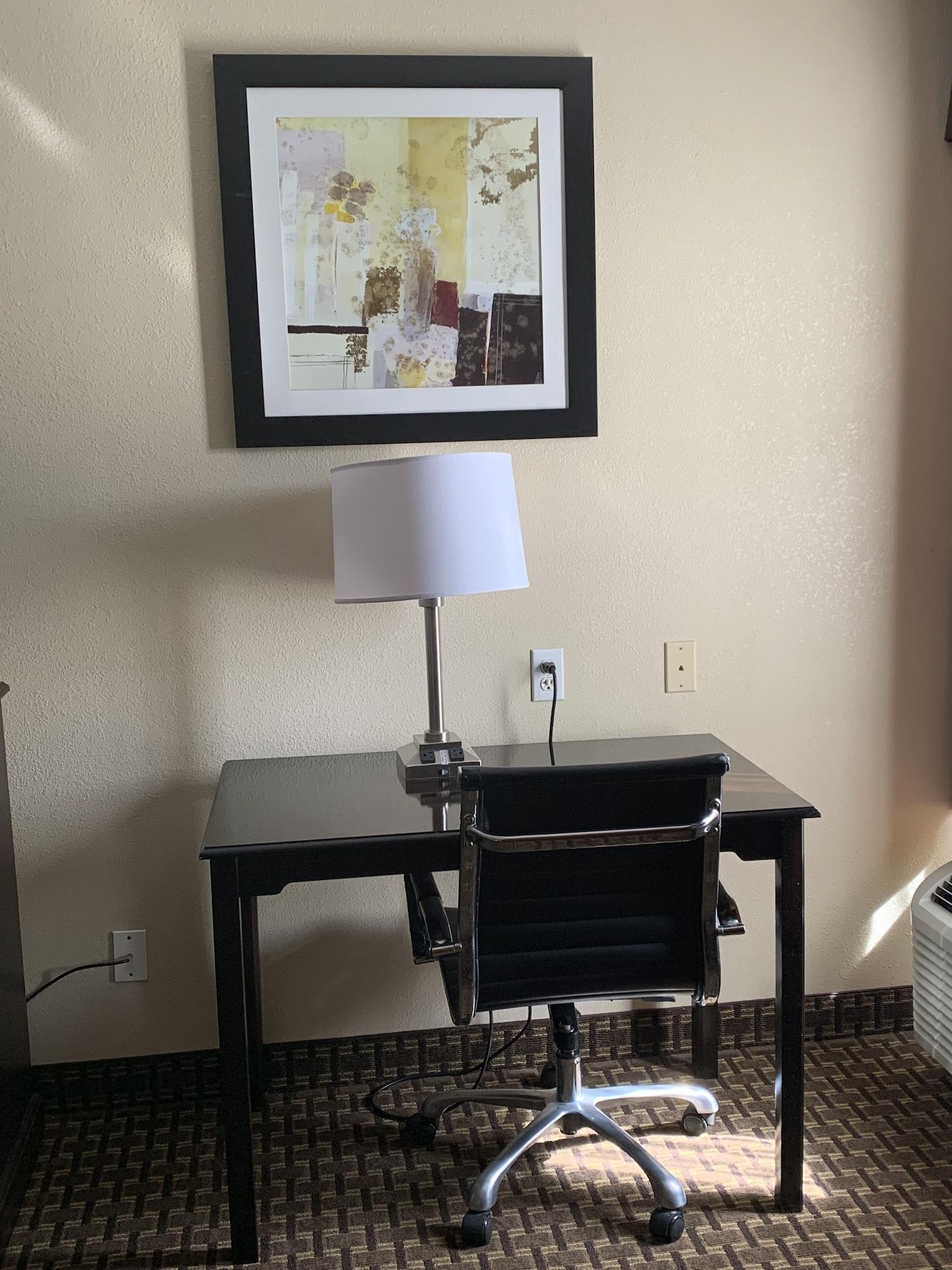 Quality Inn & Suites Quantico Stafford Bagian luar foto